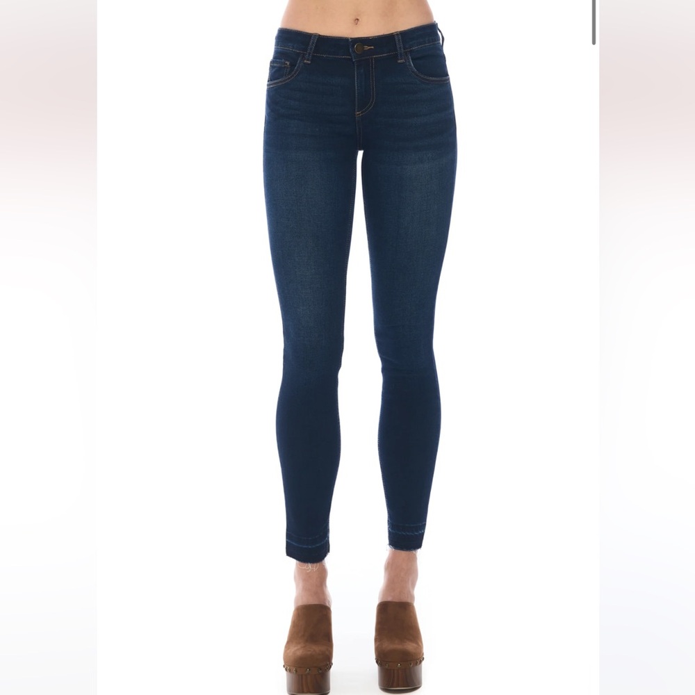 Prosperity Ashley Dark Denim Release Hem size 28